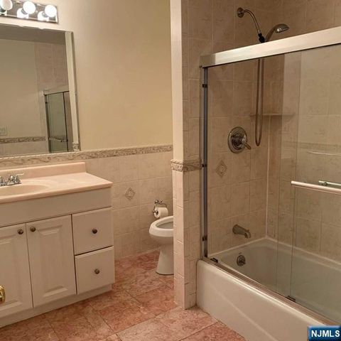 26 Linwood Avenue, Cresskill, NJ 07626