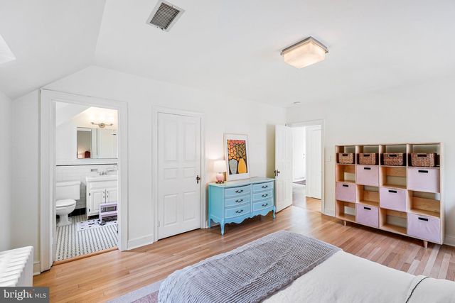 6404 31ST PL NW, Washington, DC 20015