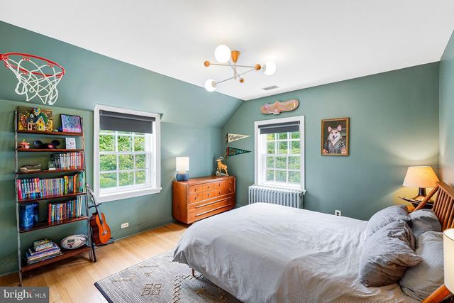 6404 31ST PL NW, Washington, DC 20015