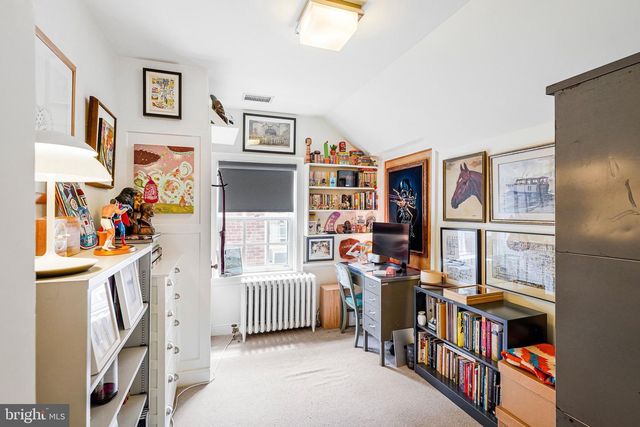 6404 31ST PL NW, Washington, DC 20015