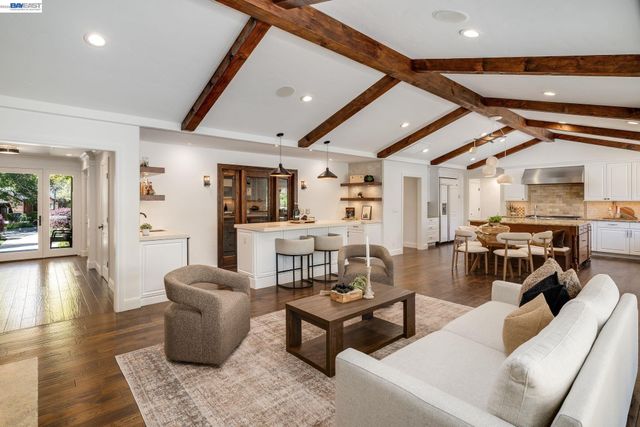 2780 Mossy Oak Dr, Danville, CA 94506