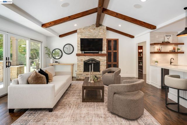 2780 Mossy Oak Dr, Danville, CA 94506