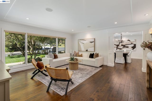 2780 Mossy Oak Dr, Danville, CA 94506