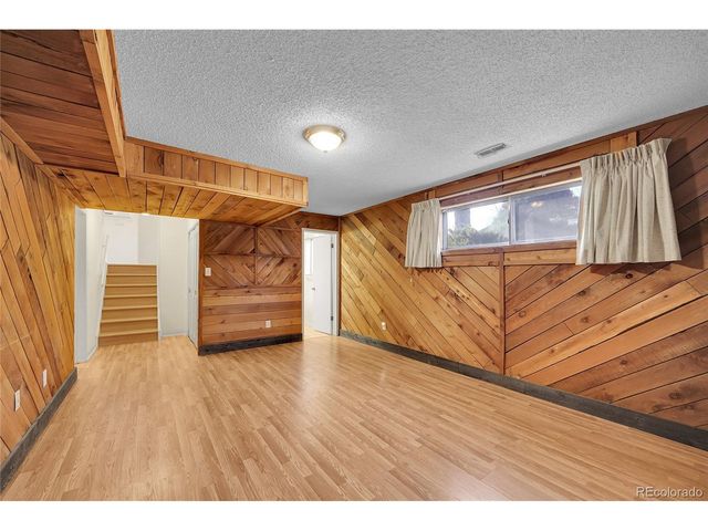 7165 S Syracuse Ct, Centennial, CO 80112