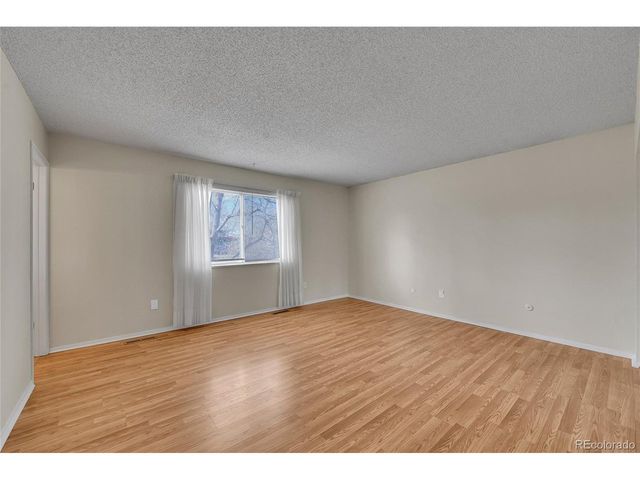 7165 S Syracuse Ct, Centennial, CO 80112