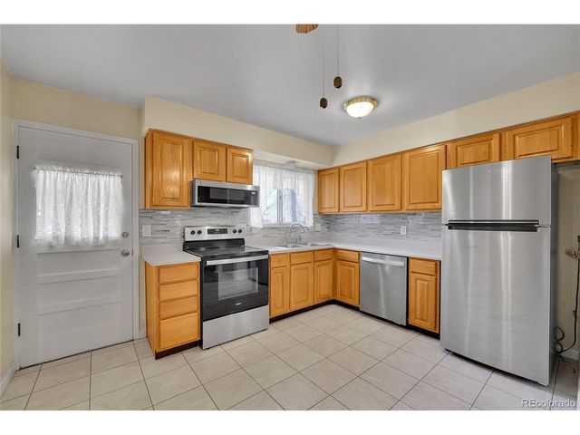 7165 S Syracuse Ct, Centennial, CO 80112