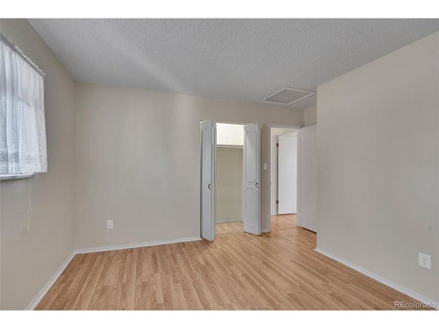 7165 S Syracuse Ct, Centennial, CO 80112