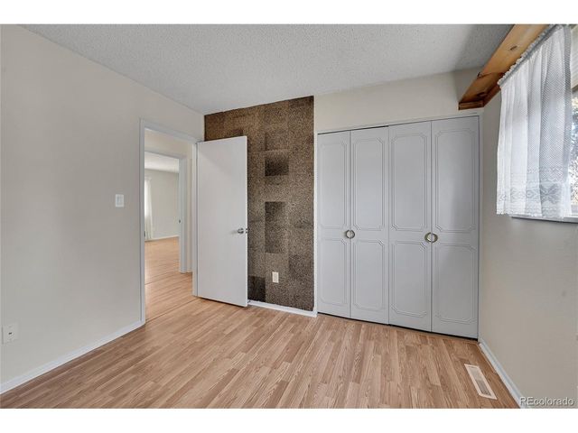 7165 S Syracuse Ct, Centennial, CO 80112