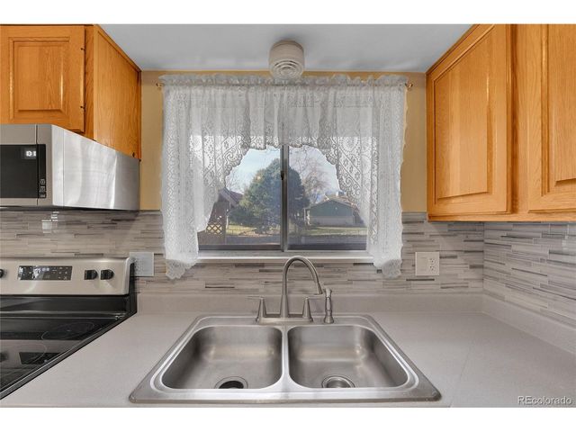 7165 S Syracuse Ct, Centennial, CO 80112