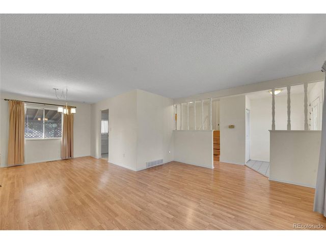 7165 S Syracuse Ct, Centennial, CO 80112