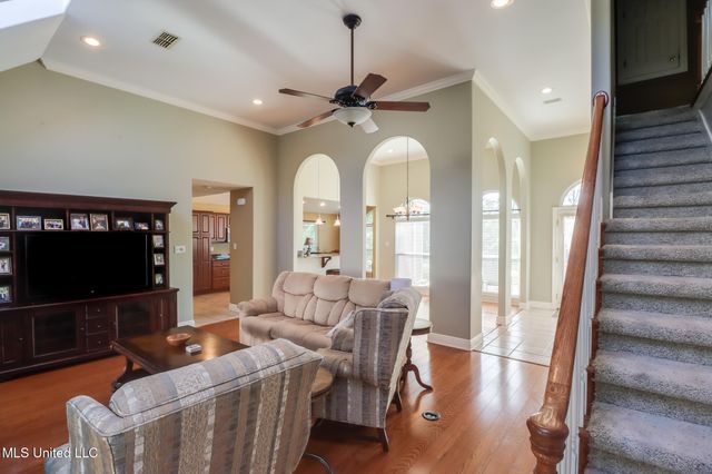 1296 John Evans Drive, Gulfport, MS 39507