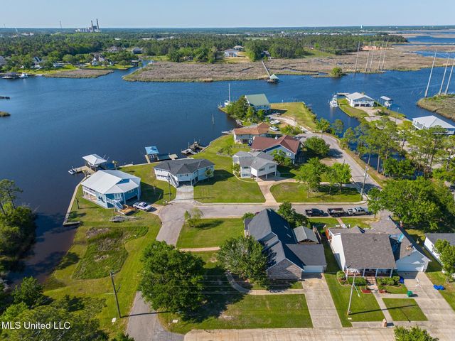 1296 John Evans Drive, Gulfport, MS 39507