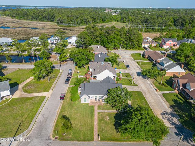 1296 John Evans Drive, Gulfport, MS 39507