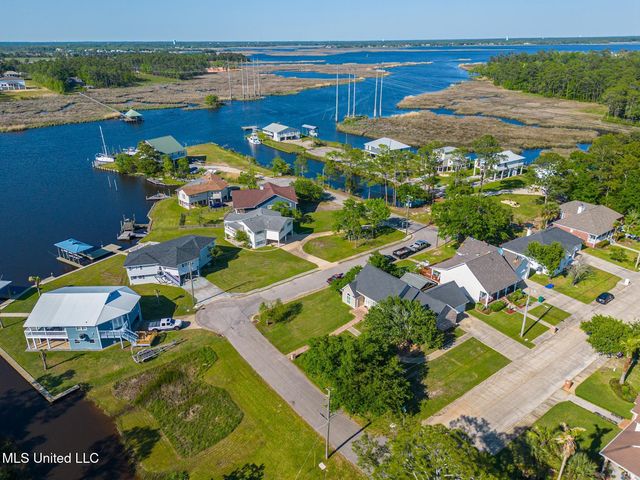 1296 John Evans Drive, Gulfport, MS 39507