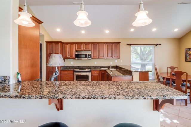 1296 John Evans Drive, Gulfport, MS 39507