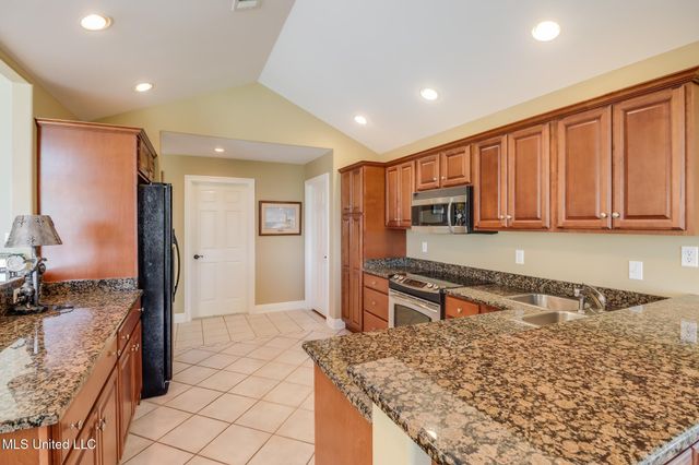 1296 John Evans Drive, Gulfport, MS 39507