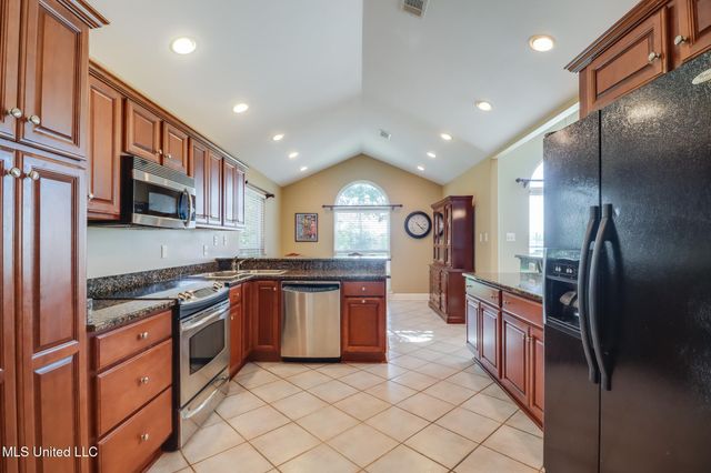 1296 John Evans Drive, Gulfport, MS 39507