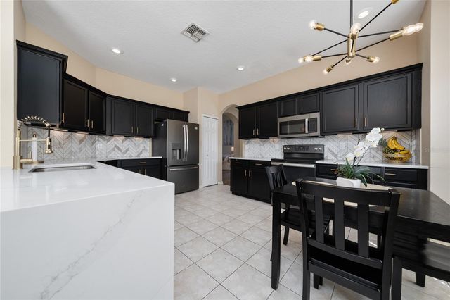 2764 PATRICIAN CIRCLE, Kissimmee, FL 34746