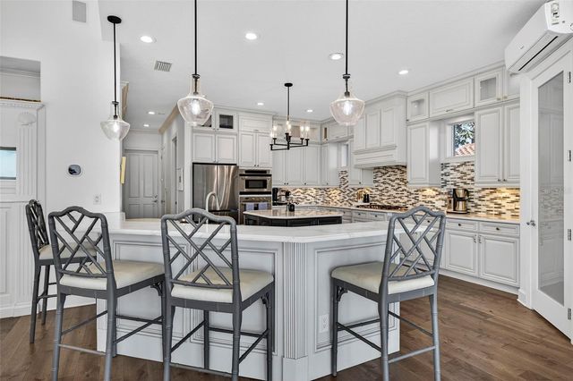 3796 42ND AVENUE S, St Petersburg, FL 33711