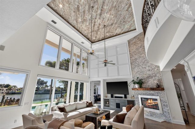 3796 42ND AVENUE S, St Petersburg, FL 33711