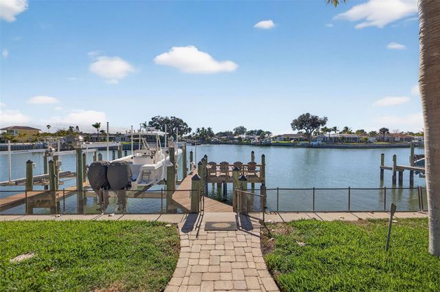 3796 42ND AVENUE S, St Petersburg, FL 33711