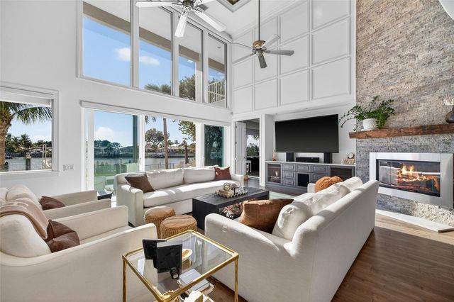 3796 42ND AVENUE S, St Petersburg, FL 33711