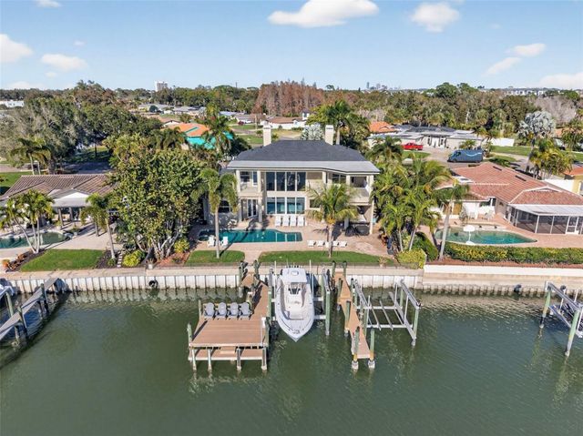 3796 42ND AVENUE S, St Petersburg, FL 33711