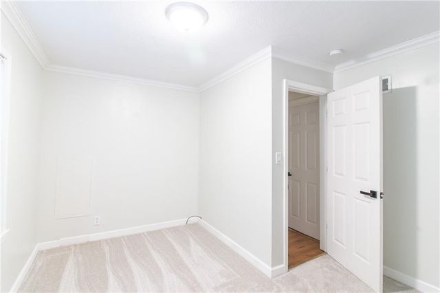 203 S Halsey Avenue, Harrisonville, MO 64701