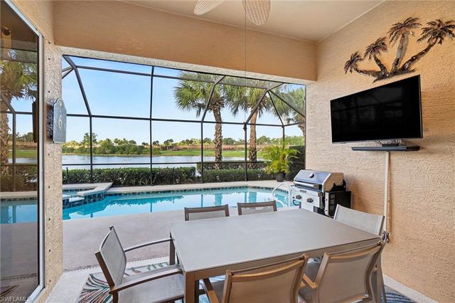 10032 Oakhurst WAY, Fort Myers, FL 33913