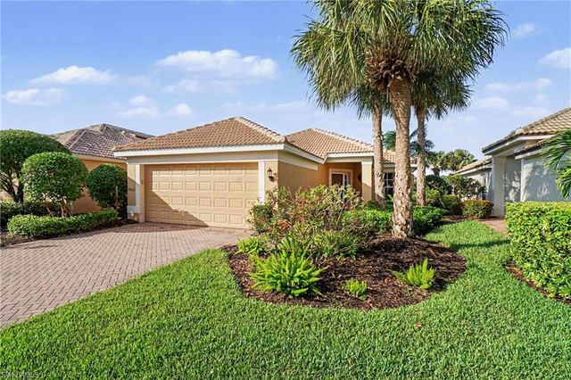 10032 Oakhurst WAY, Fort Myers, FL 33913