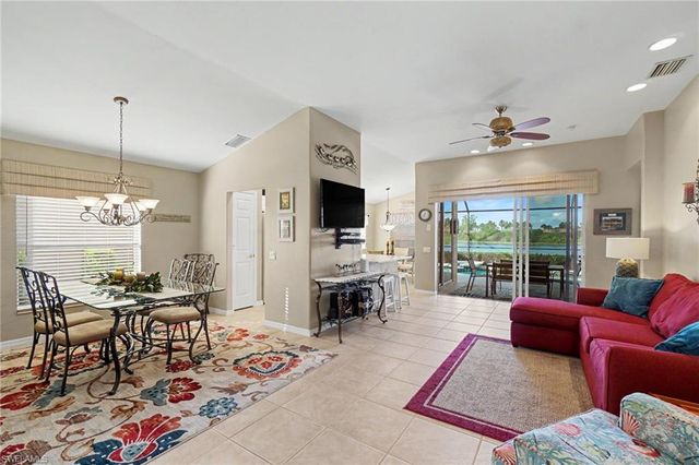 10032 Oakhurst WAY, Fort Myers, FL 33913