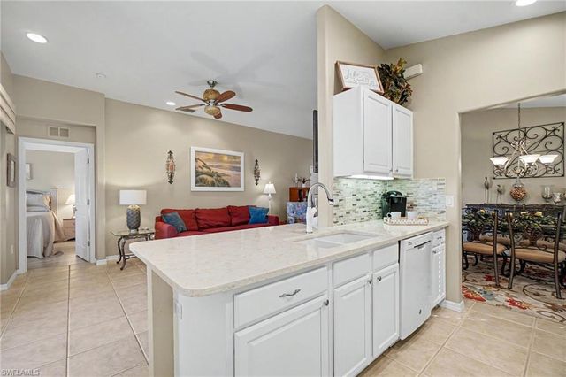 10032 Oakhurst WAY, Fort Myers, FL 33913