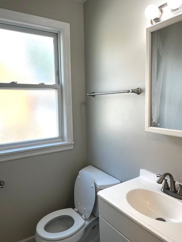 17107 Longfellow Avenue, Hazel Crest, IL 60429