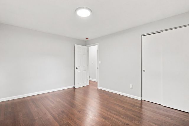 26 Meadow Dr, Middleton, MA 01949