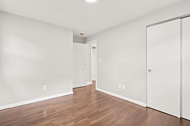 26 Meadow Dr, Middleton, MA 01949