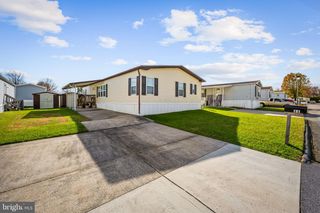 11 HAMMOCK TRAIL, Middle River, MD 21220