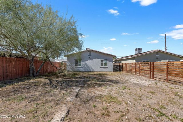 2956 N Palo Verde Avenue, Tucson, AZ 85716