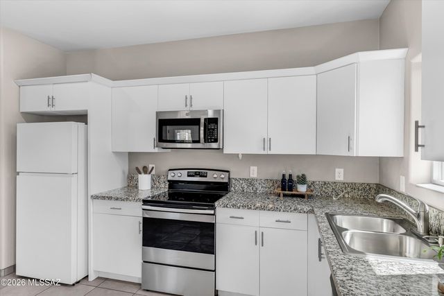 2956 N Palo Verde Avenue, Tucson, AZ 85716