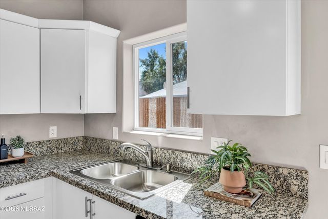 2956 N Palo Verde Avenue, Tucson, AZ 85716