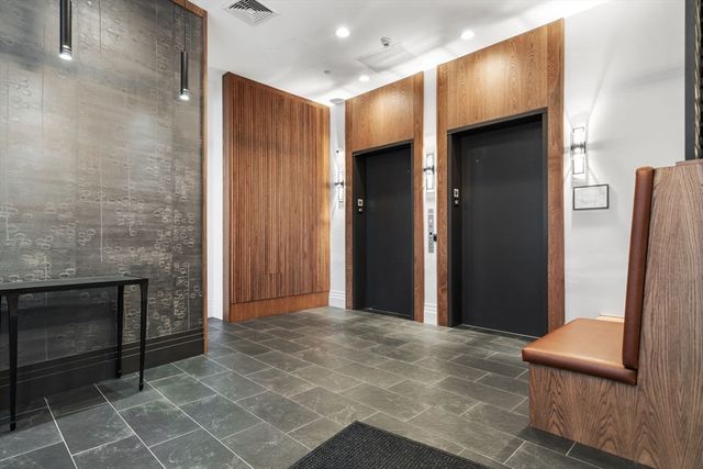 35 Fay St 401, Boston, MA 02118