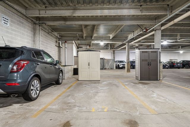 35 Fay St 401, Boston, MA 02118