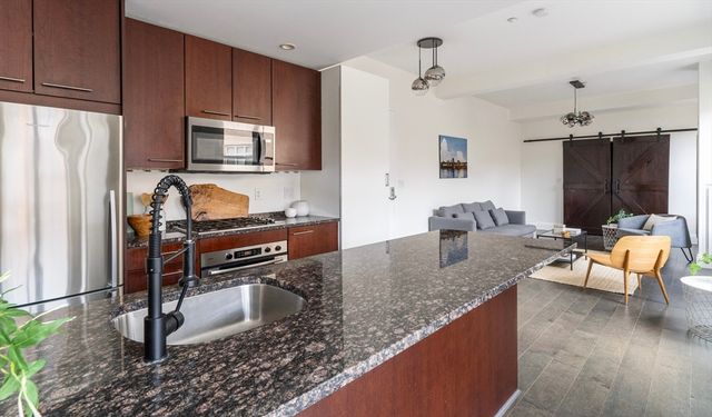 35 Fay St 401, Boston, MA 02118