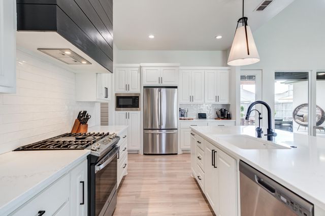 5853 111th Street, Lubbock, TX 79424