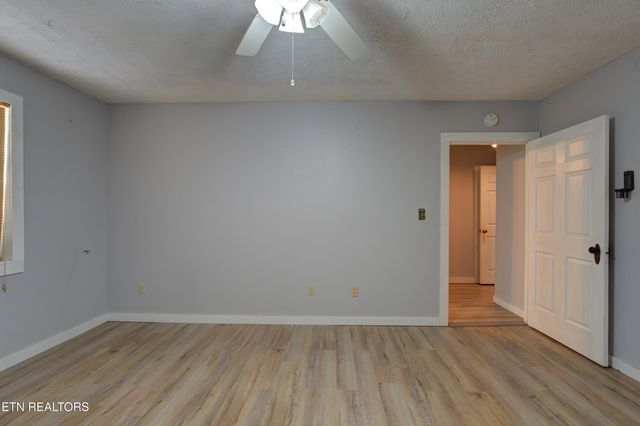 1940 Big Chiefs Skyview Drive, Sevierville, TN 37876
