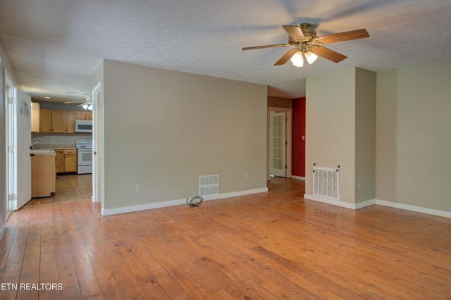 1940 Big Chiefs Skyview Drive, Sevierville, TN 37876