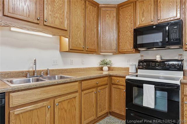 7338 Pebblebrook Drive, Fayetteville, NC 28314