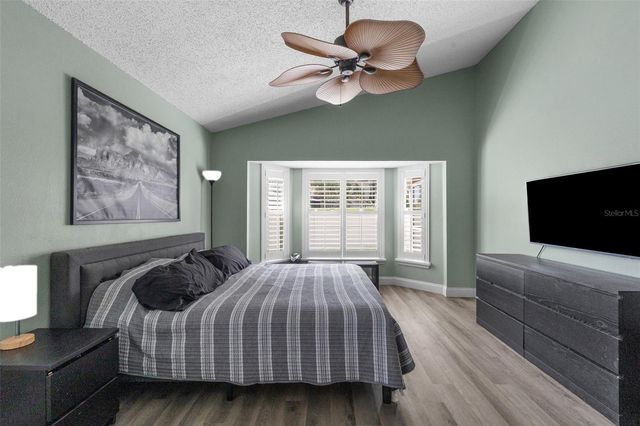 8606 FAWN CREEK DRIVE, Tampa, FL 33626