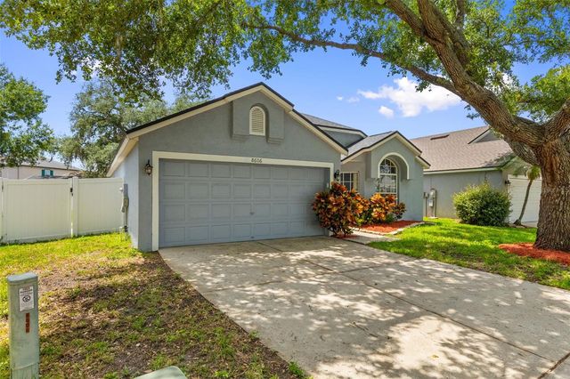 8606 FAWN CREEK DRIVE, Tampa, FL 33626