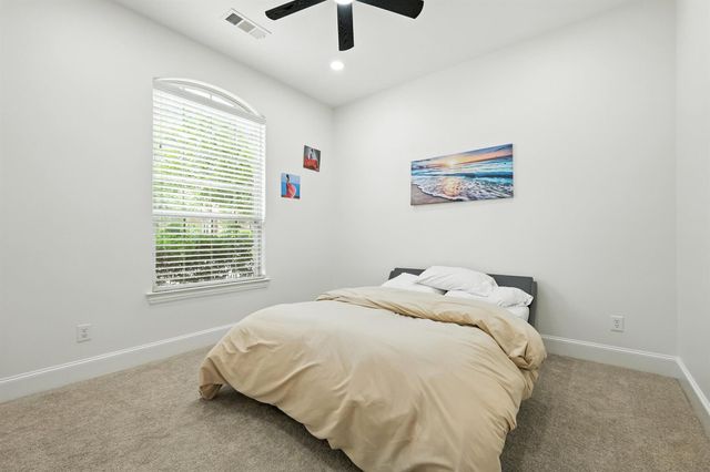 628 Four Stones Boulevard, Lewisville, TX 75056