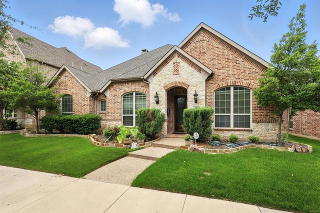 628 Four Stones Boulevard, Lewisville, TX 75056
